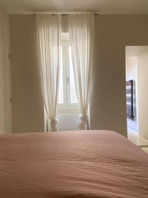 Welcoming, Lovely, Calm & Centrally Located Flat Dijon Luaran gambar